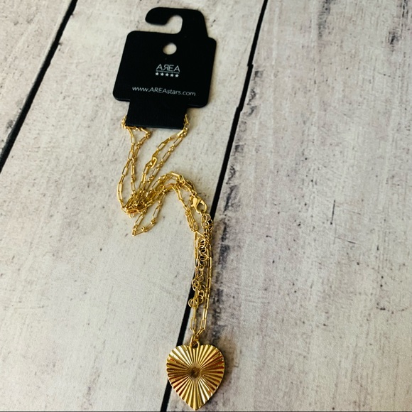 New 💗 AREA STARS Gold-tone Layered Chain Heart Pendant Necklace - Picture 3 of 5